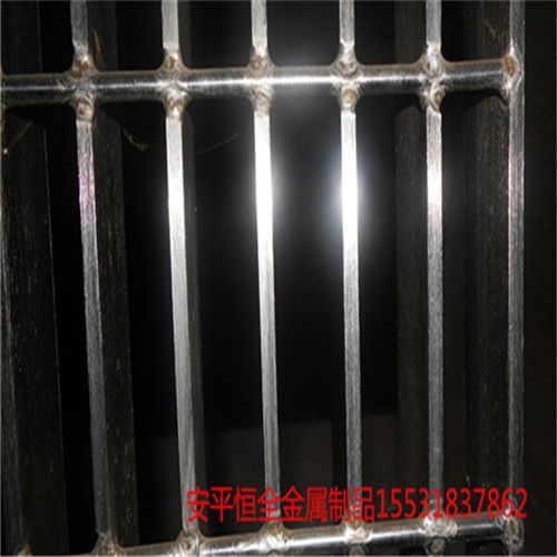 【莆田不锈钢吊顶钢格栅板厂家,不锈钢吊顶钢格栅板污水厂适用】- 
